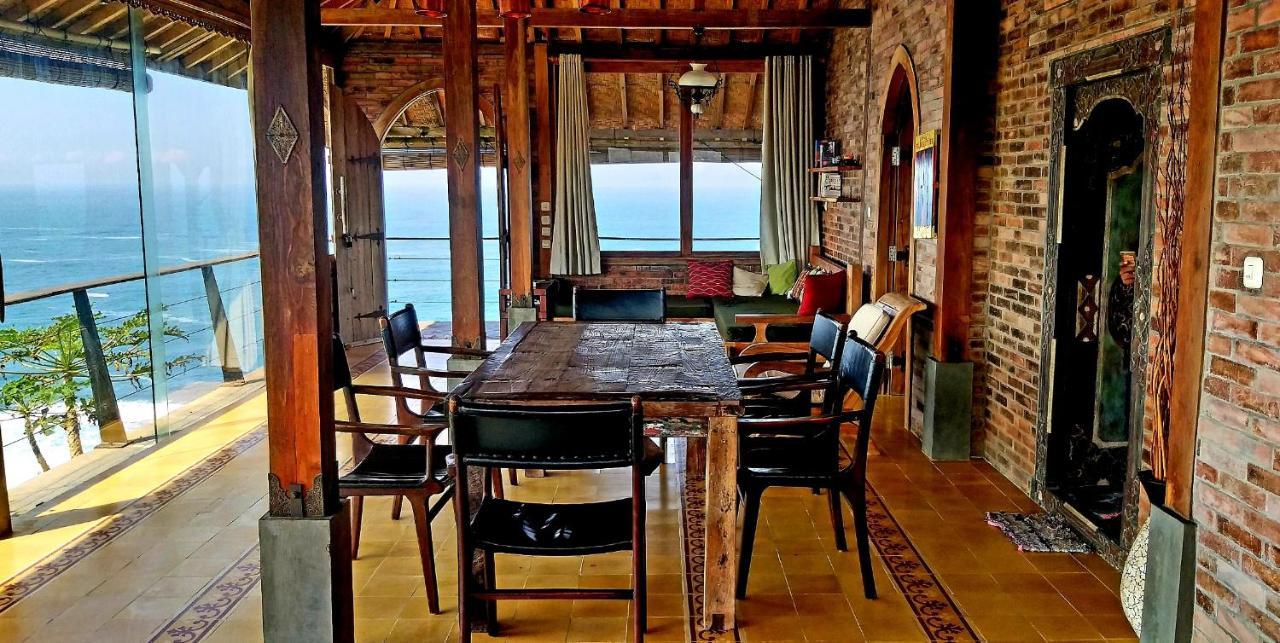 Batu Hill Villa Watukarung Luaran gambar