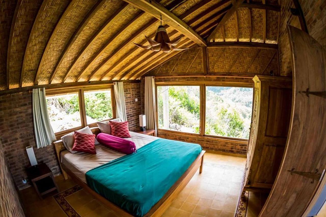 Batu Hill Villa Watukarung Luaran gambar